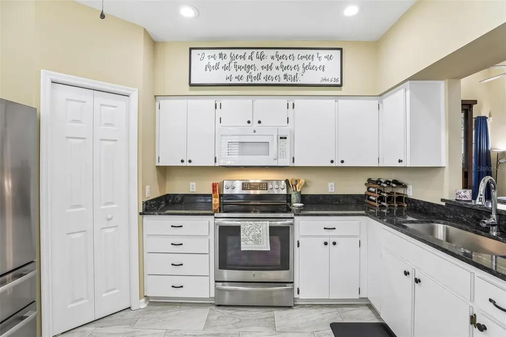 1117 Stonebrooke Lane Lakeland FL 33803