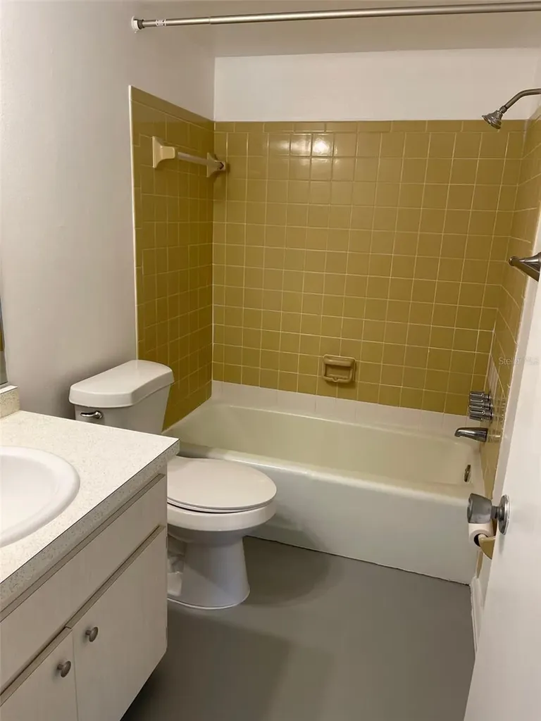 2739 Nassau Street Sarasota FL 34231