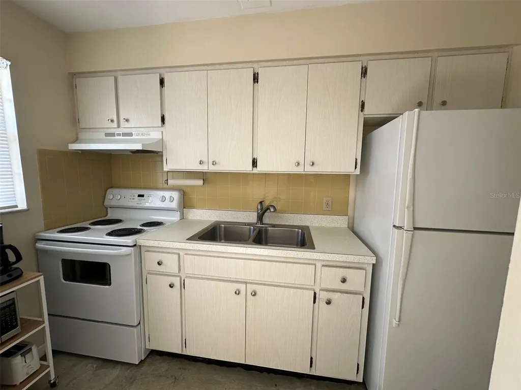 2739 Nassau Street Sarasota FL 34231