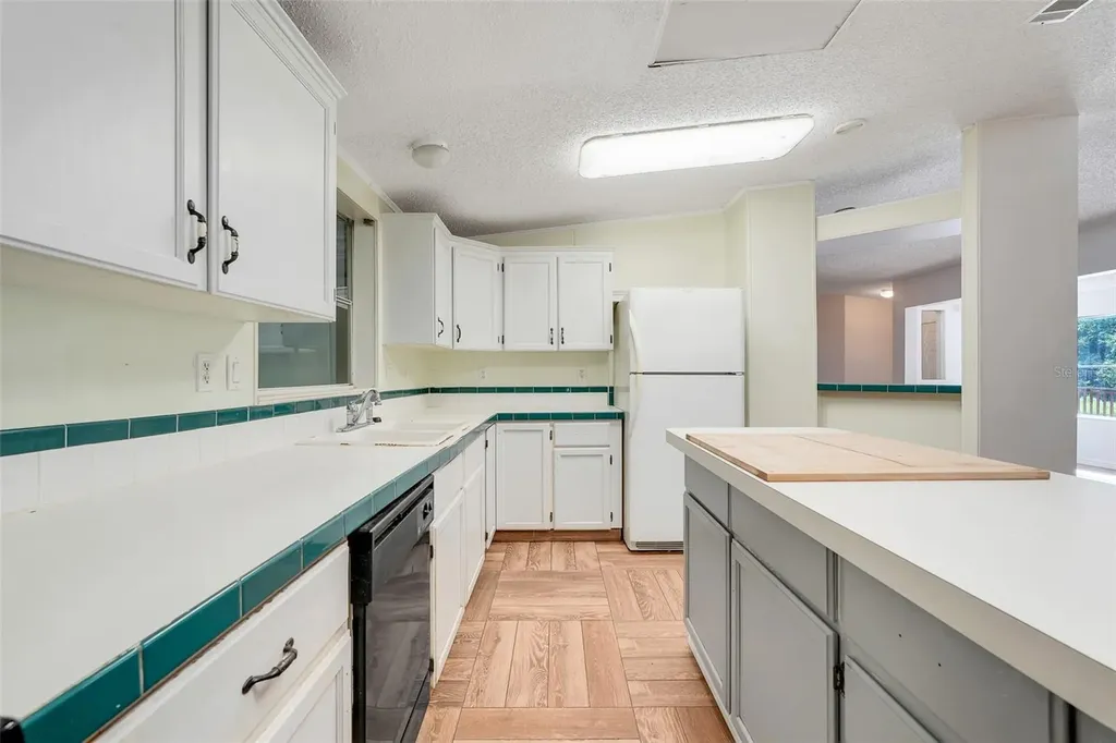 23449 Thomas Allen Road Howey In The Hills FL 34737