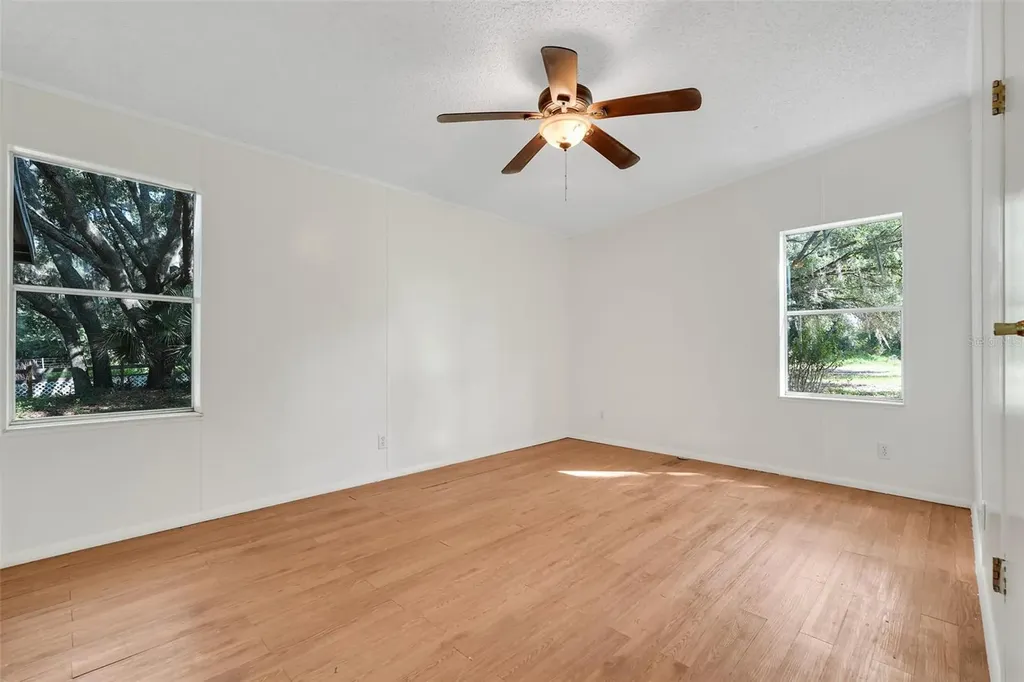 23449 Thomas Allen Road Howey In The Hills FL 34737