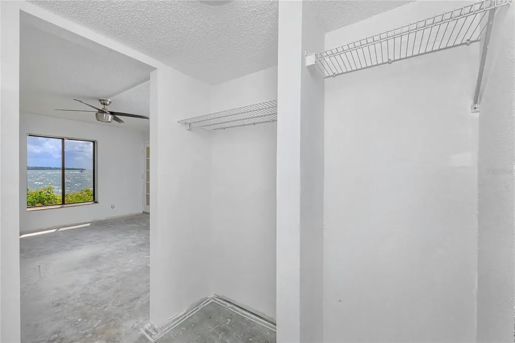 7310 Sunshine Skyway Lane S St Petersburg FL 33711