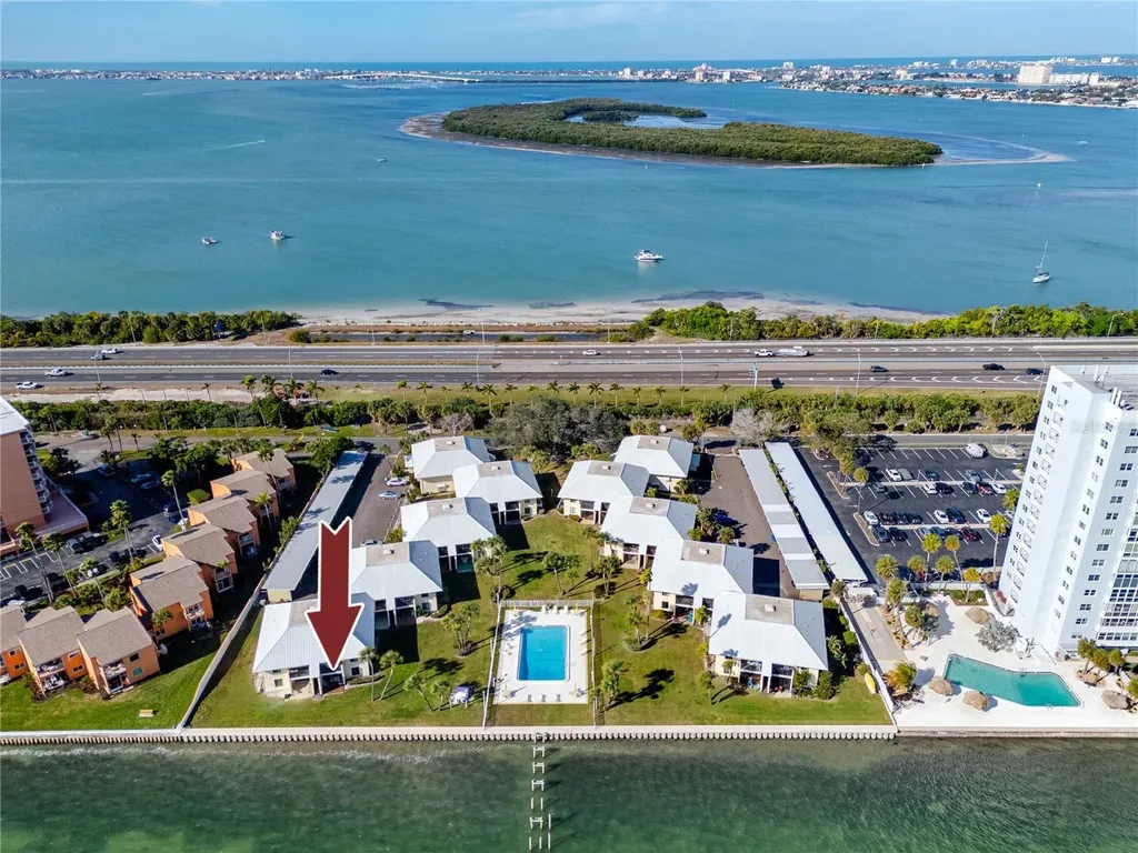 7310 Sunshine Skyway Lane S St Petersburg FL 33711