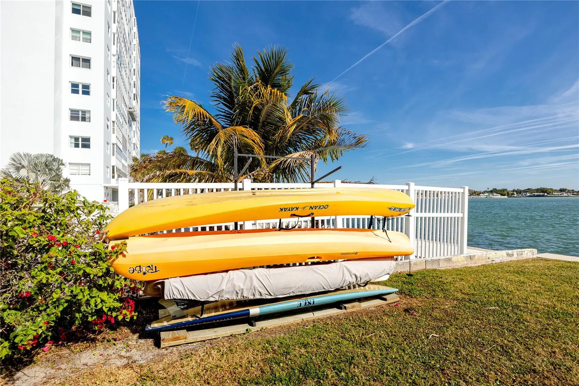 7310 Sunshine Skyway Lane S St Petersburg FL 33711
