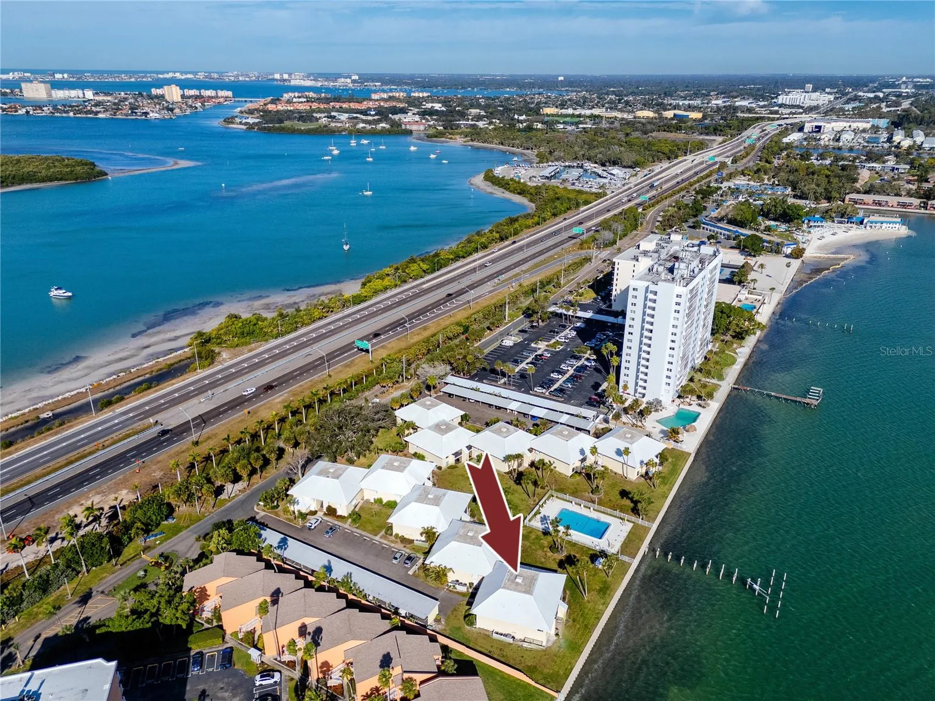 7310 Sunshine Skyway Lane S St Petersburg FL 33711