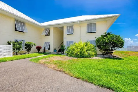 7310 Sunshine Skyway Lane S St Petersburg FL 33711