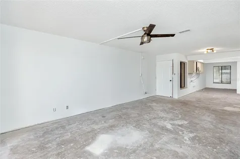 7310 Sunshine Skyway Lane S St Petersburg FL 33711