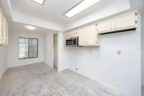 7310 Sunshine Skyway Lane S St Petersburg FL 33711