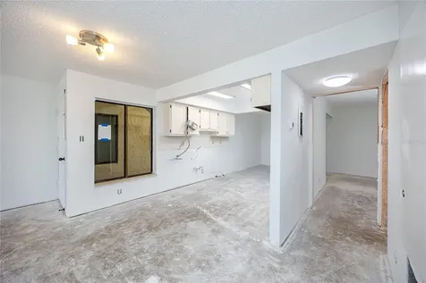 7310 Sunshine Skyway Lane S St Petersburg FL 33711