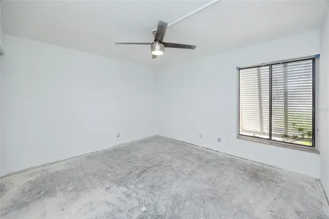 7310 Sunshine Skyway Lane S St Petersburg FL 33711