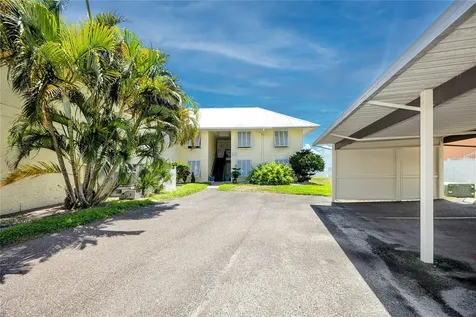 7310 Sunshine Skyway Lane S St Petersburg FL 33711