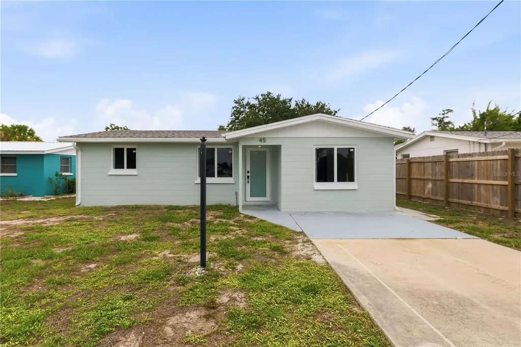 45 Euclid Avenue Englewood FL 34223