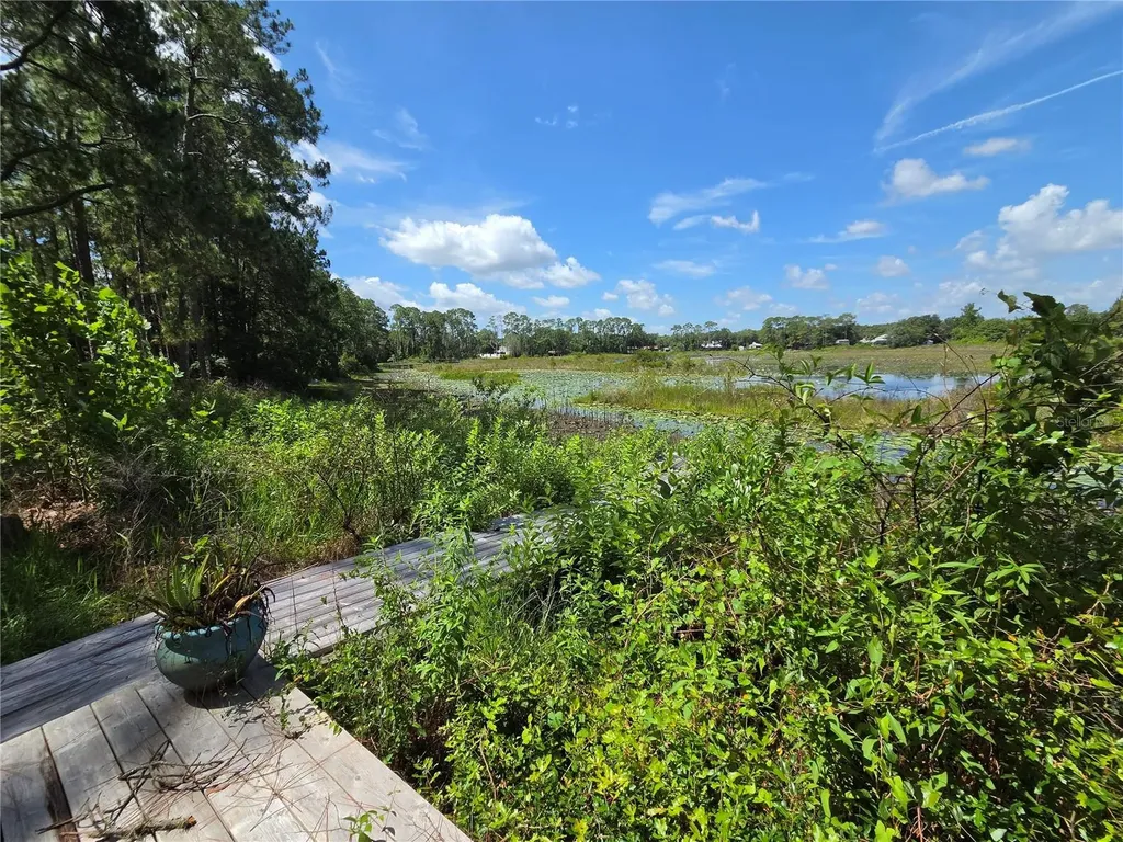 2449 E Lake Drive Deland FL 32724