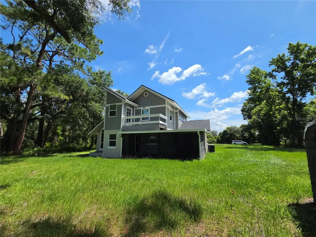 2449 E Lake Drive Deland FL 32724
