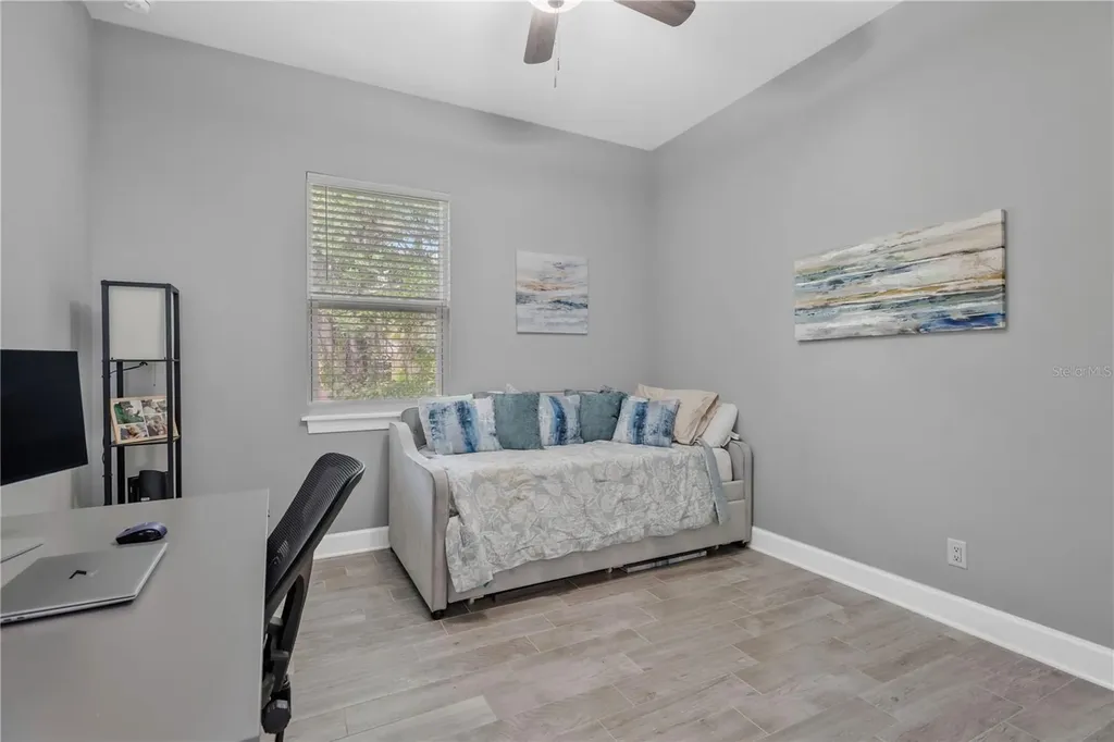 2524 Lake Ellen Lane Tampa FL 33618