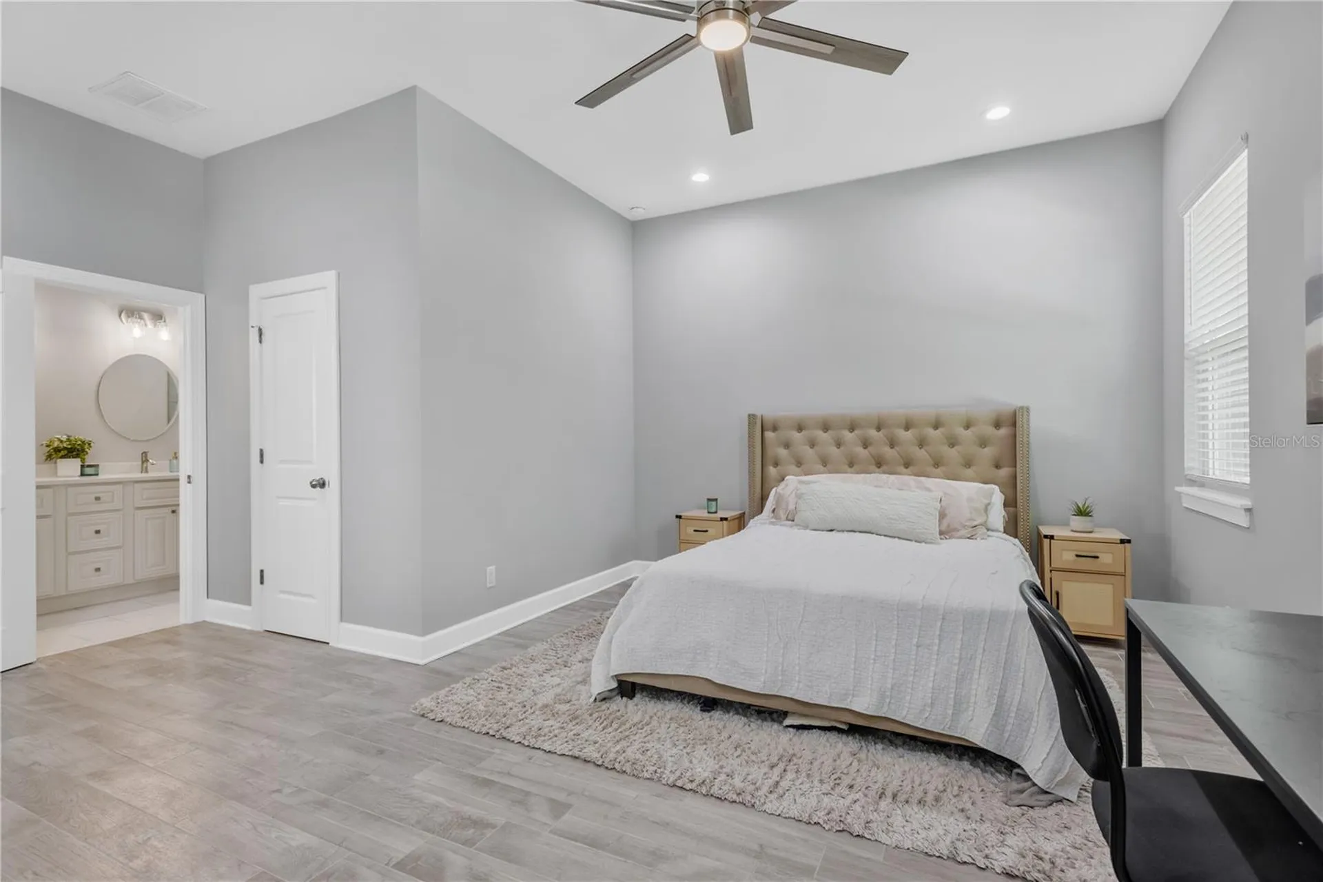 2524 Lake Ellen Lane Tampa FL 33618