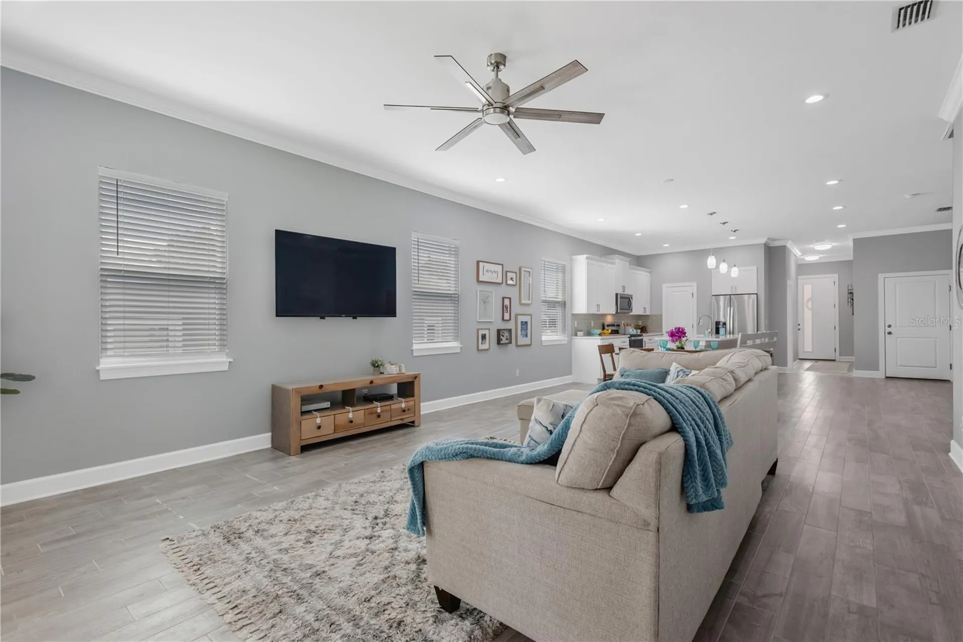 2524 Lake Ellen Lane Tampa FL 33618