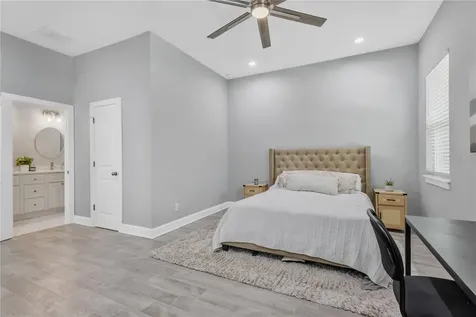 2524 Lake Ellen Lane Tampa FL 33618