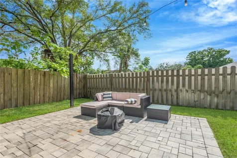 2524 Lake Ellen Lane Tampa FL 33618