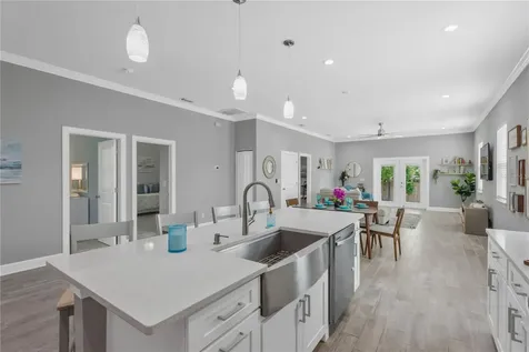 2524 Lake Ellen Lane Tampa FL 33618