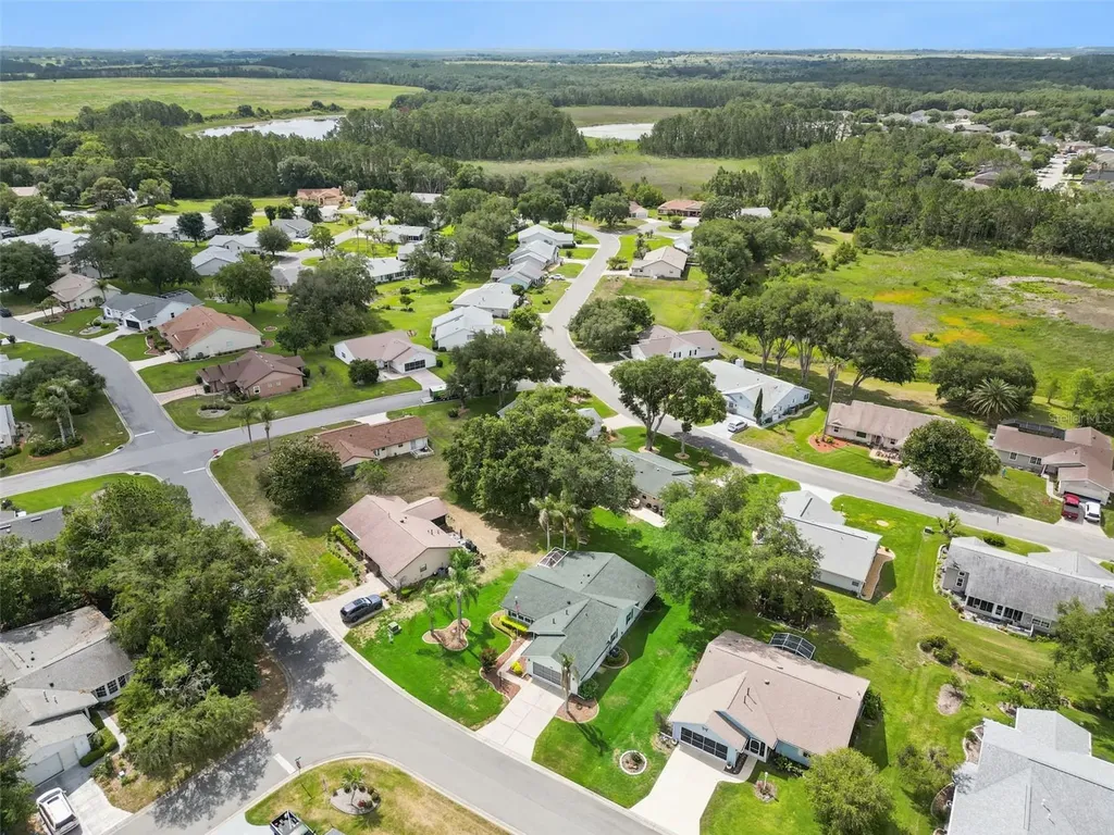 25948 Newcombe Circle Leesburg FL 34748
