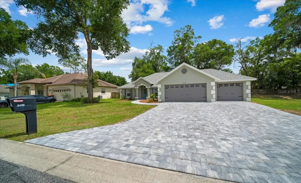 5414 SE 107th Street Belleview FL 34420
