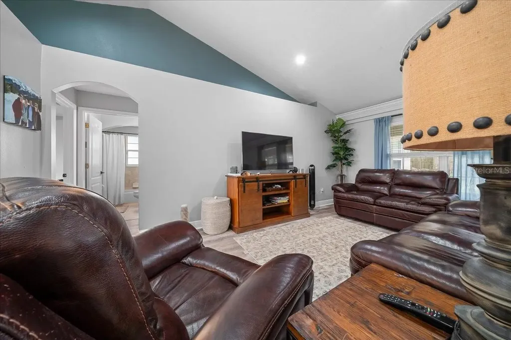 5414 SE 107th Street Belleview FL 34420