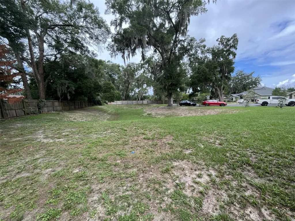 5414 SE 107th Street Belleview FL 34420