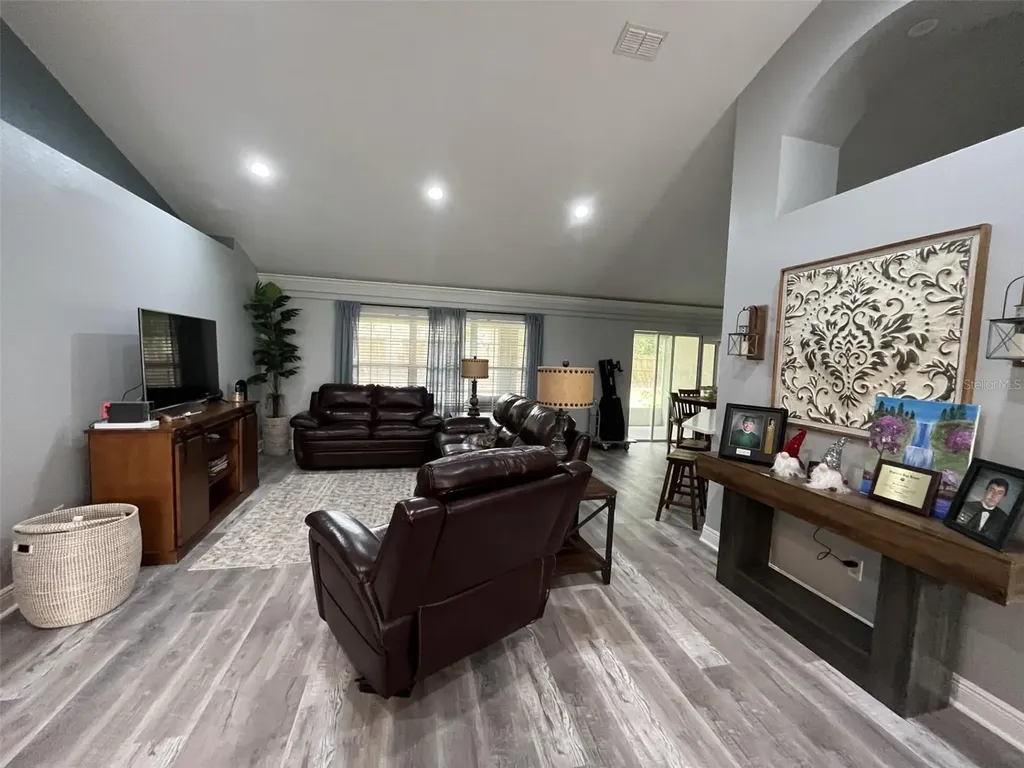 5414 SE 107th Street Belleview FL 34420