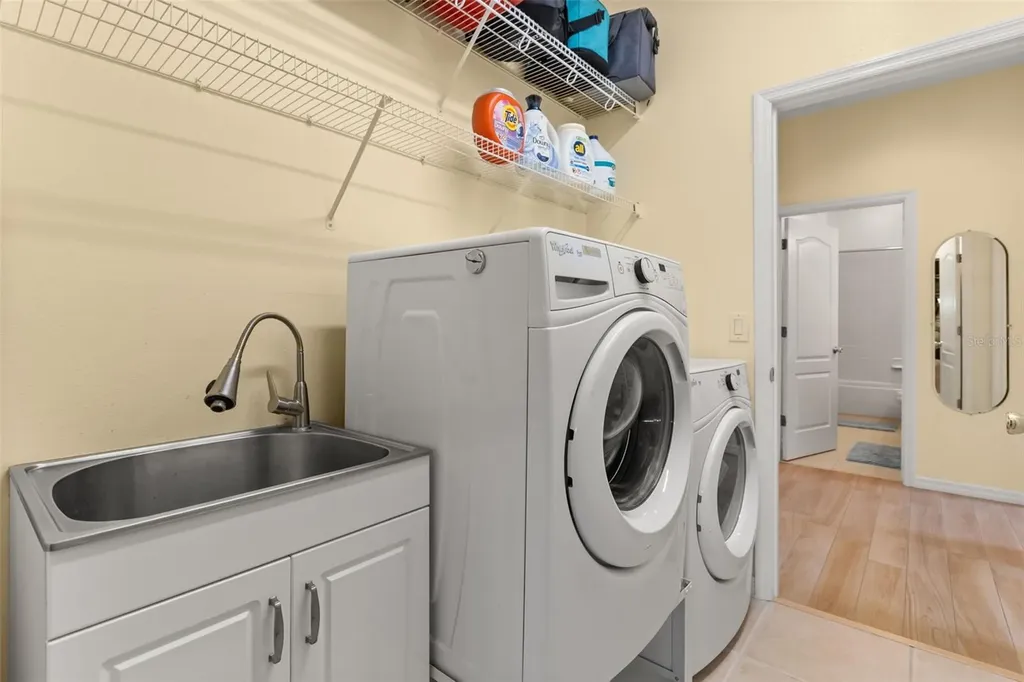 209 Porchester Drive Sanford FL 32771