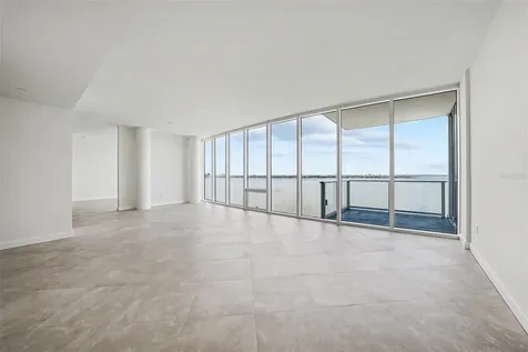 2900 W Bay To Bay Boulevard Tampa FL 33629