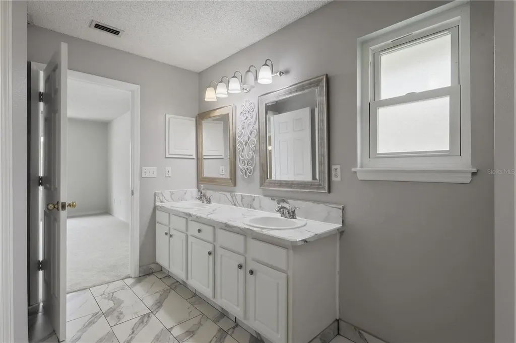 77 Bruning Lane Palm Coast FL 32137