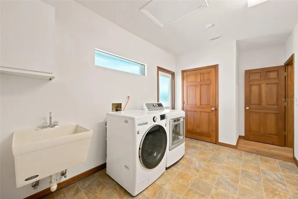 4603 Pine Harrier Drive Sarasota FL 34231