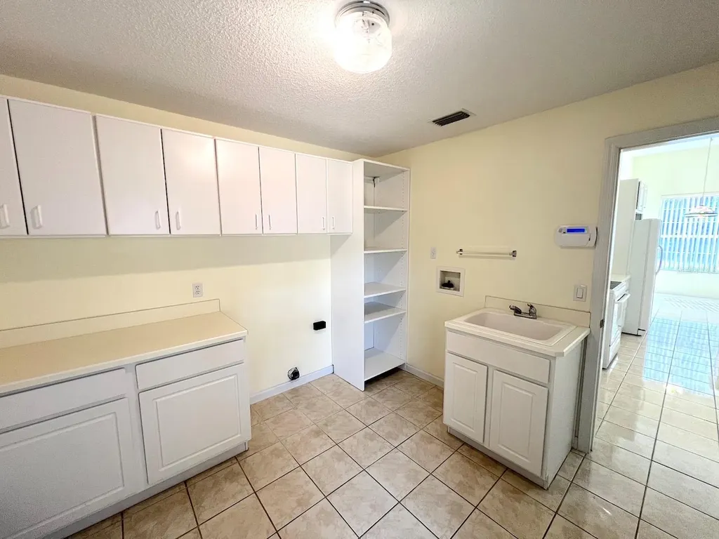 87 Rose Drive Palm Coast FL 32164