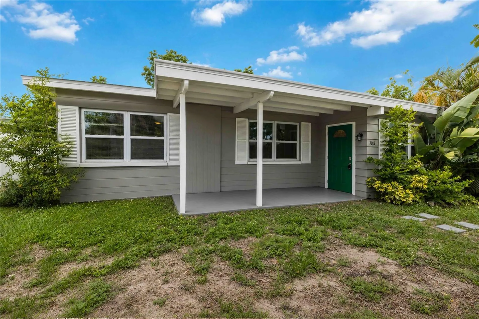 7012 40th Avenue N St Petersburg FL 33709