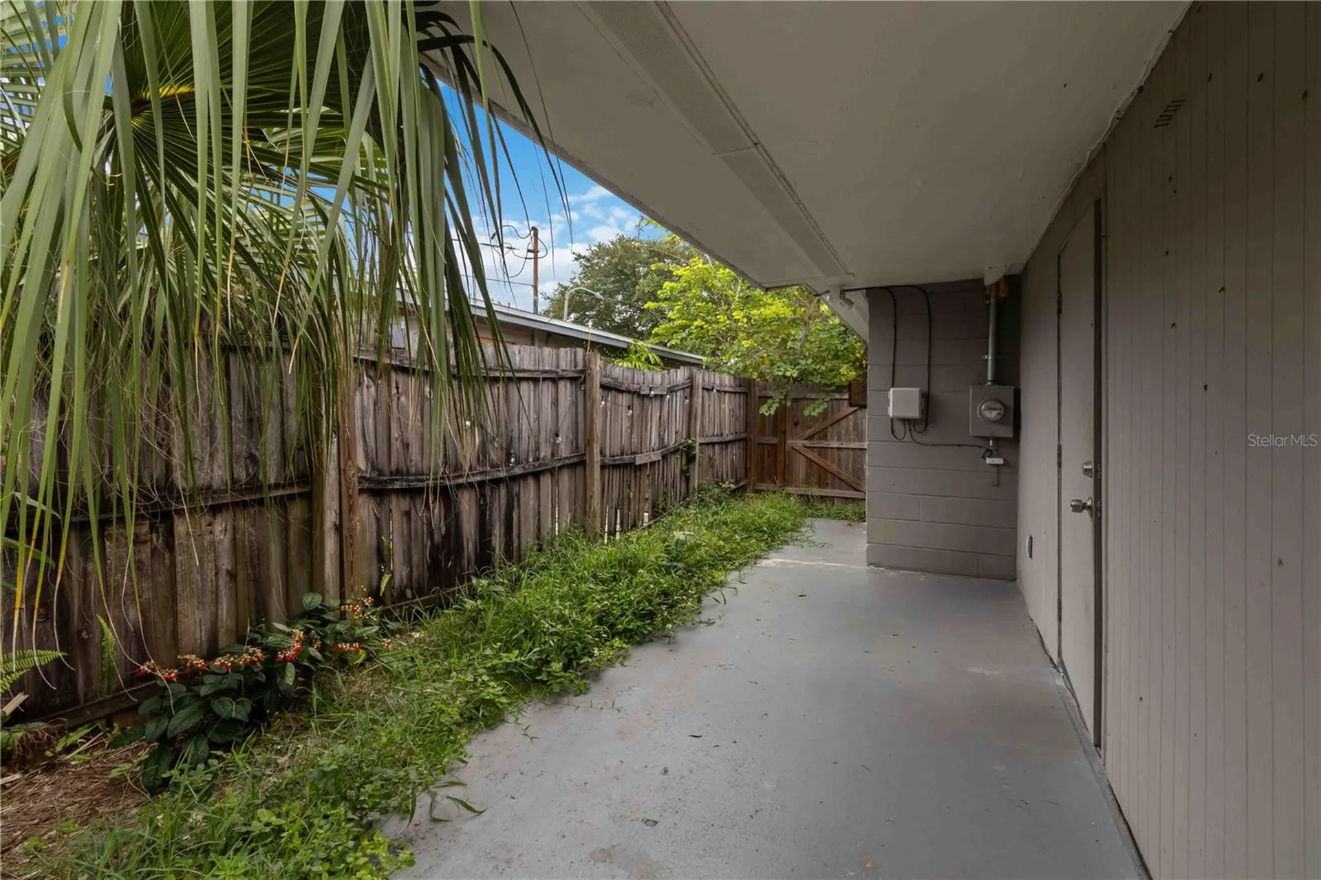 7012 40th Avenue N St Petersburg FL 33709