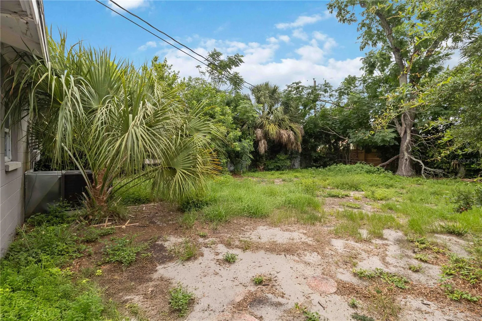 7012 40th Avenue N St Petersburg FL 33709