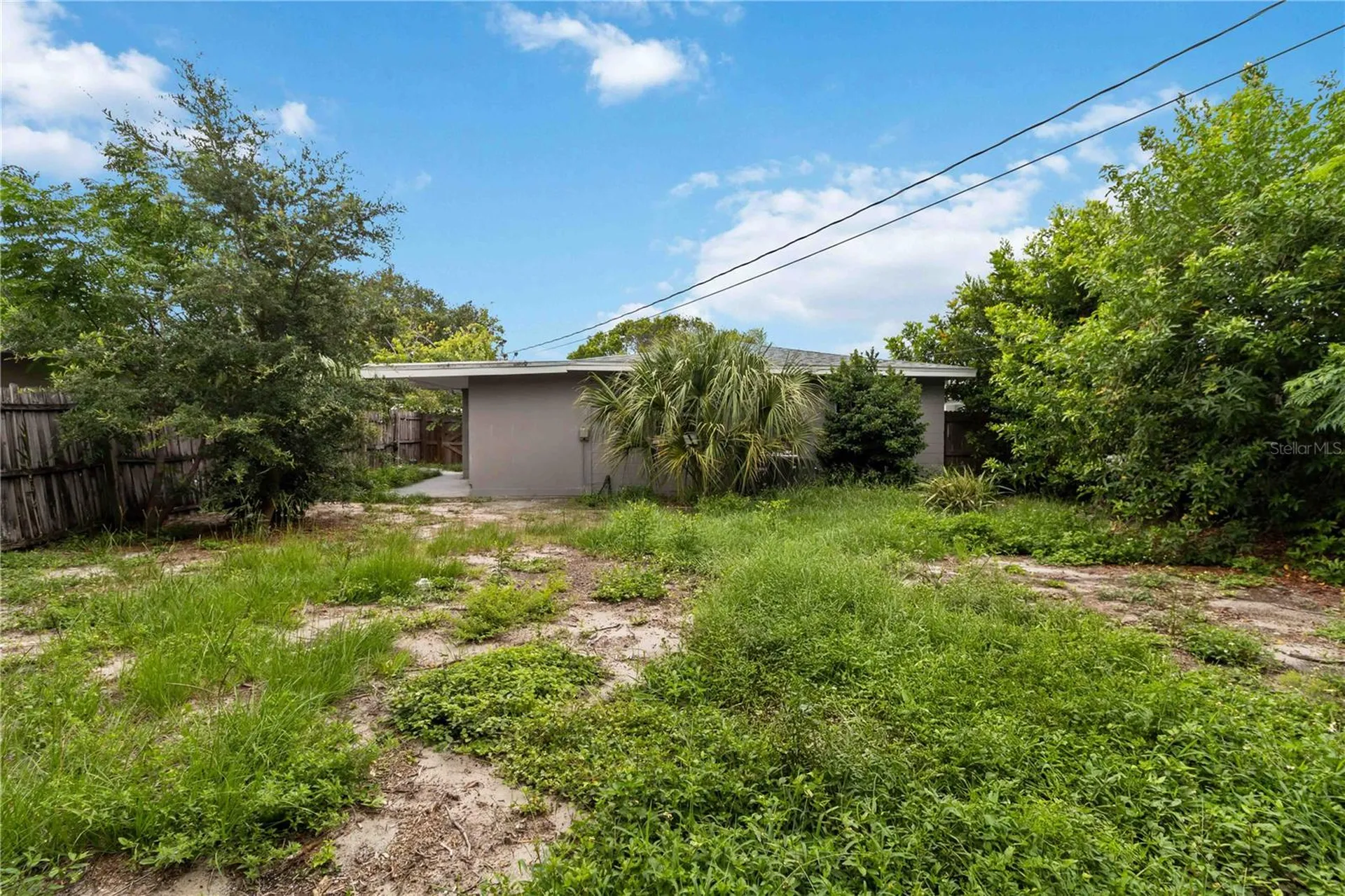 7012 40th Avenue N St Petersburg FL 33709
