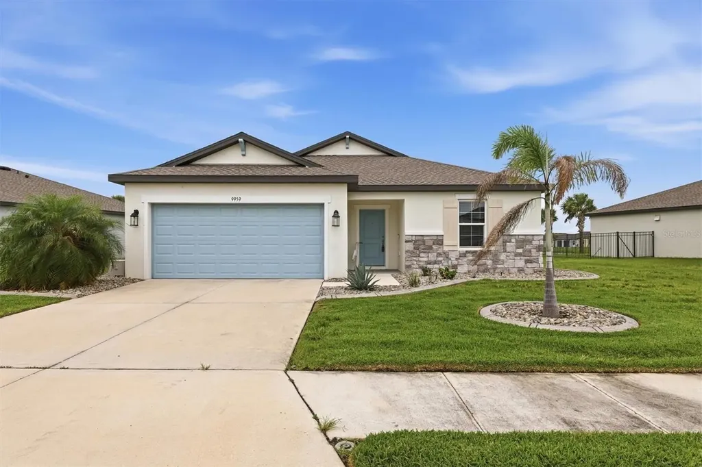 9959 Last Light Glen Parrish FL 34219
