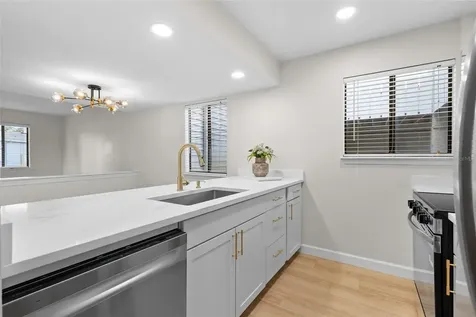 1428 Oak Place Apopka FL 32712