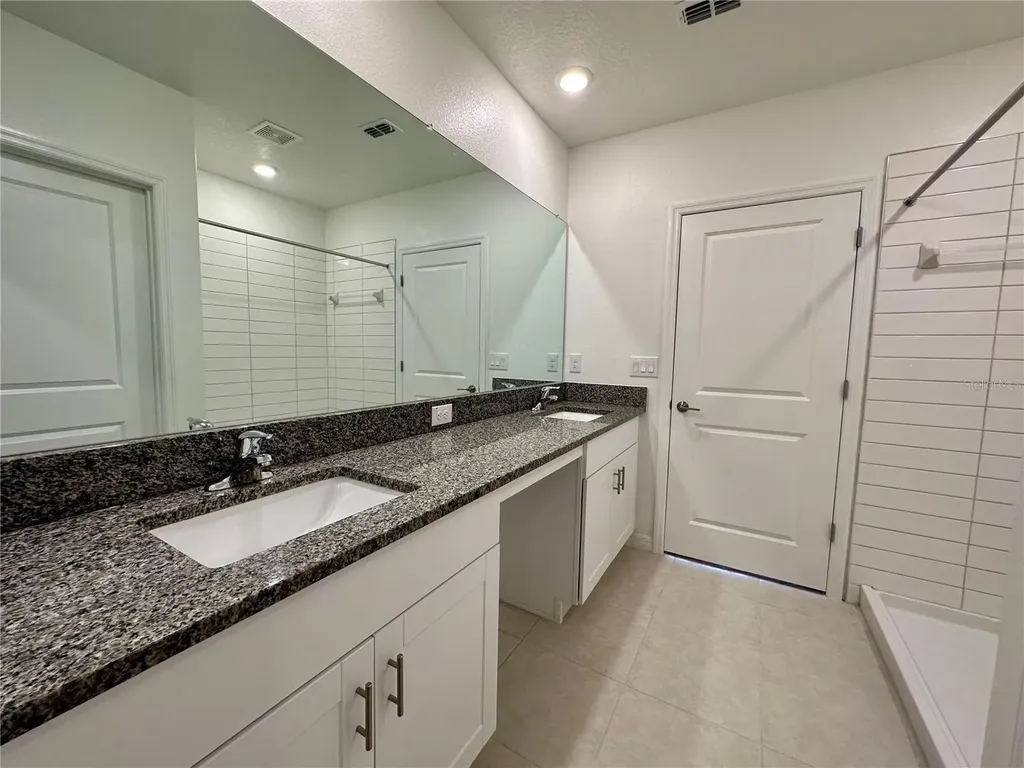 11131 Radiant Shore Loop San Antonio FL 33576