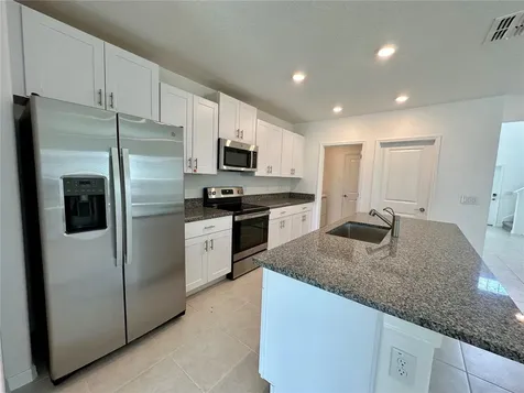 11131 Radiant Shore Loop San Antonio FL 33576