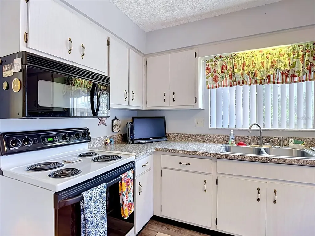 12913 Fairway Drive Hudson FL 34667