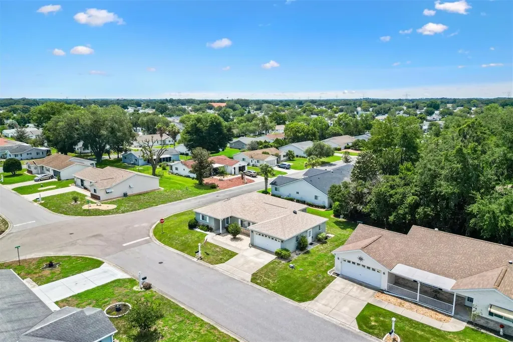 9498 SE 174th Loop Summerfield FL 34491