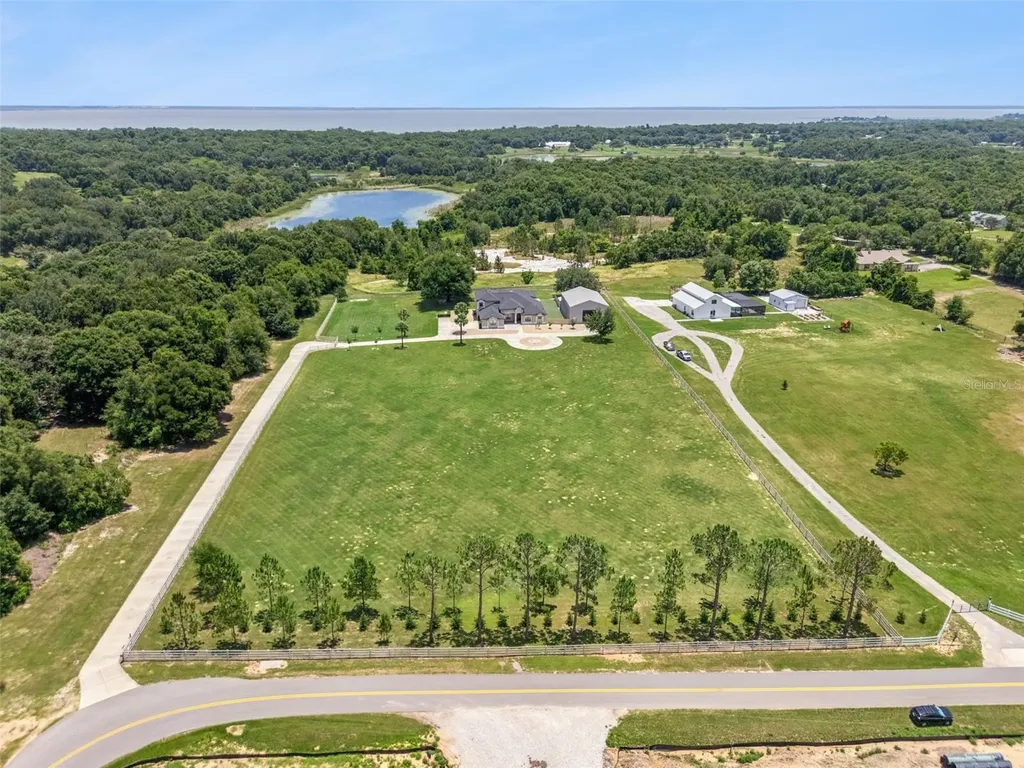 19850 Sugarloaf Mountain Road Clermont FL 34715