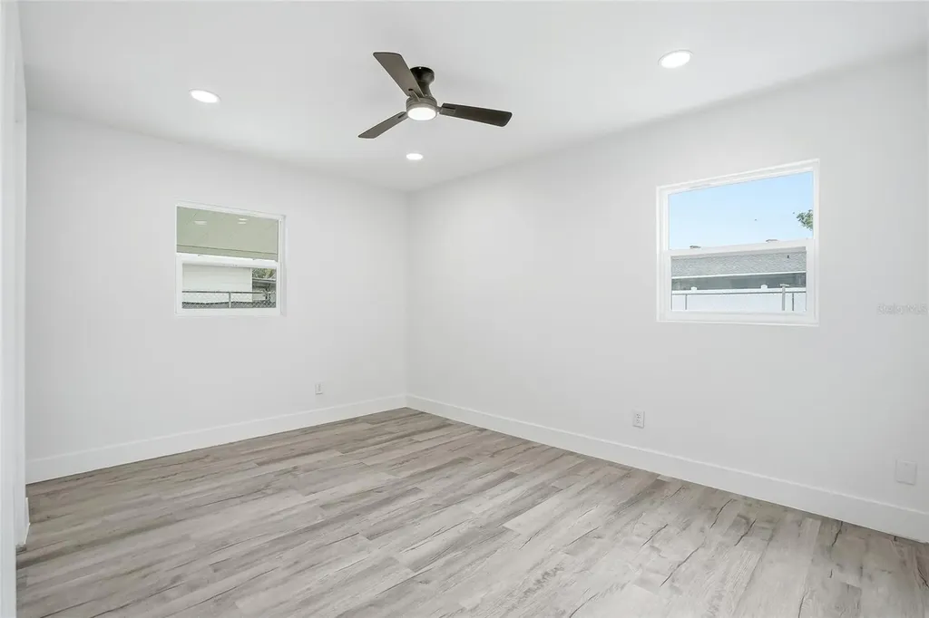 529 Firefly Lane Apollo Beach FL 33572
