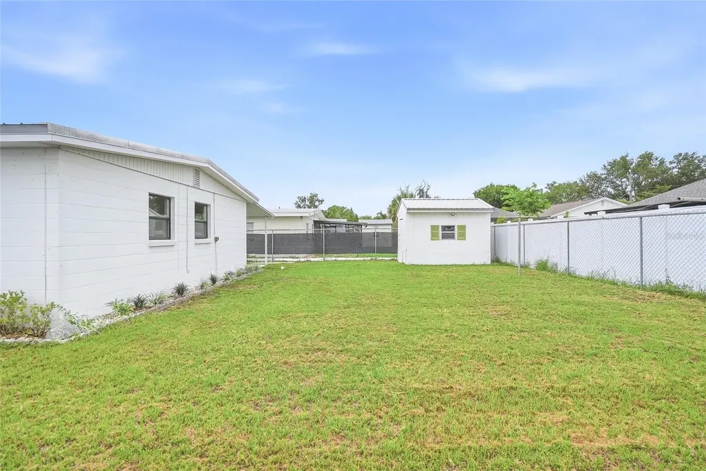 529 Firefly Lane Apollo Beach FL 33572
