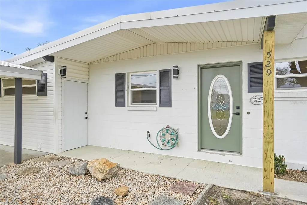529 Firefly Lane Apollo Beach FL 33572