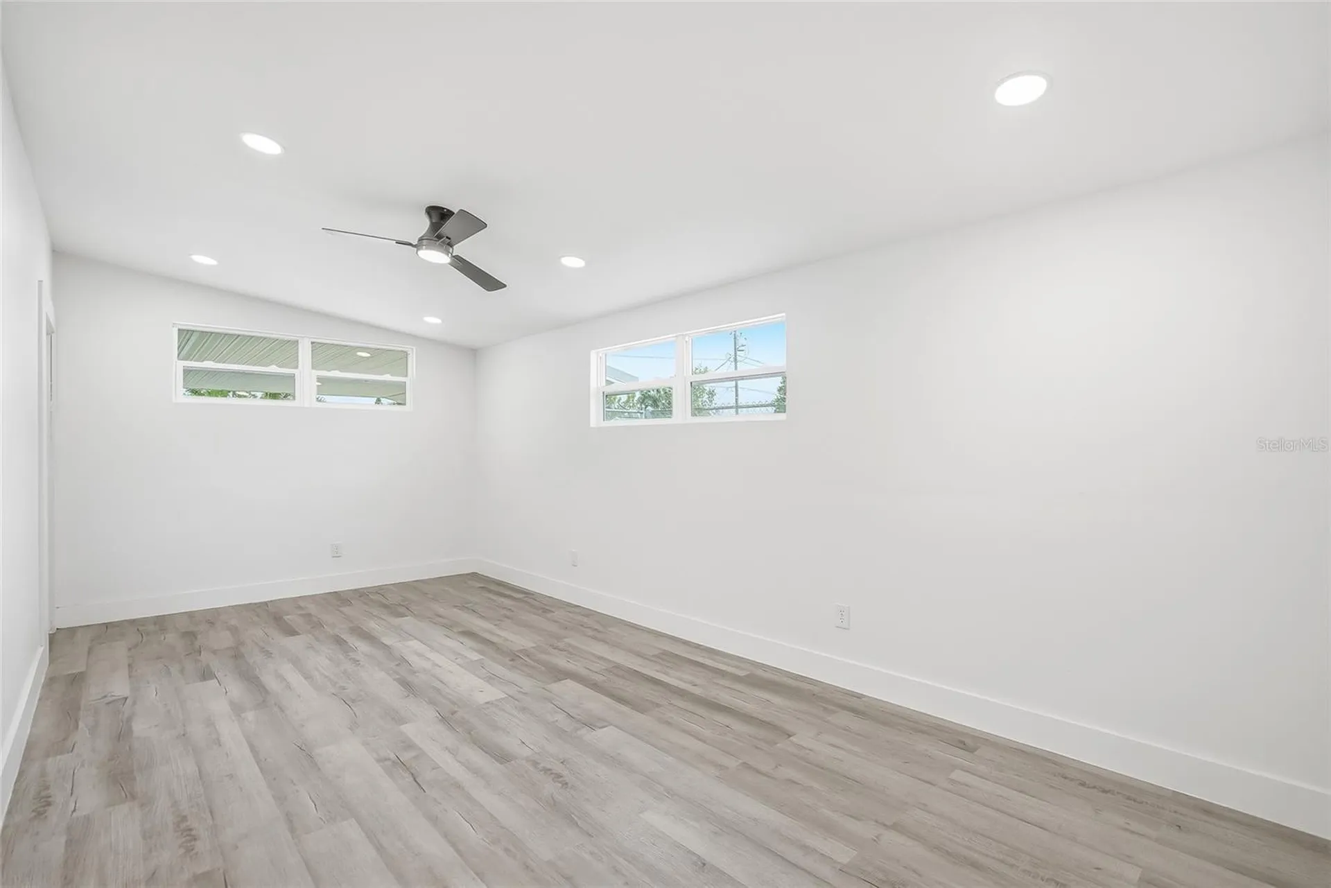 529 Firefly Lane Apollo Beach FL 33572