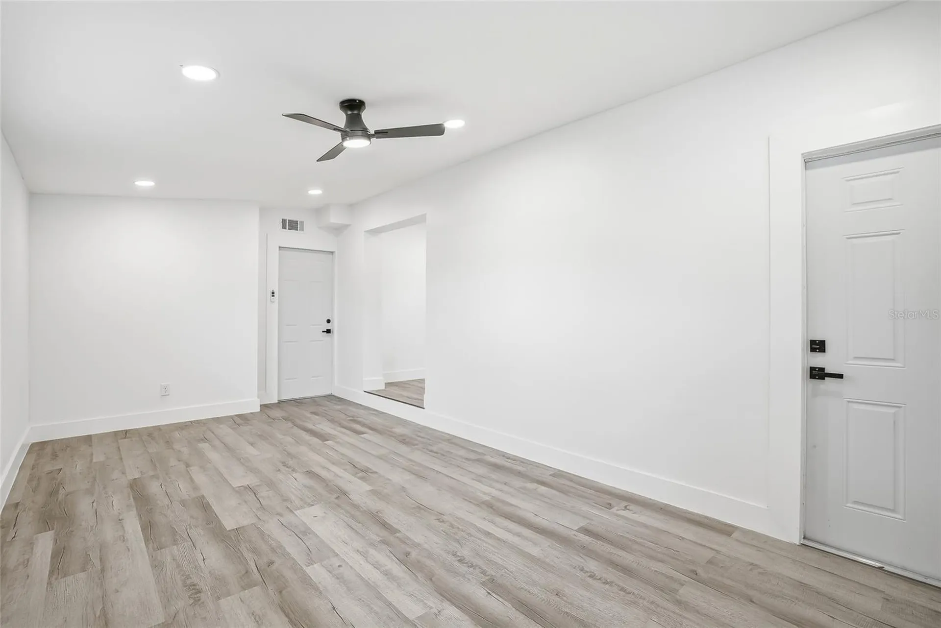 529 Firefly Lane Apollo Beach FL 33572